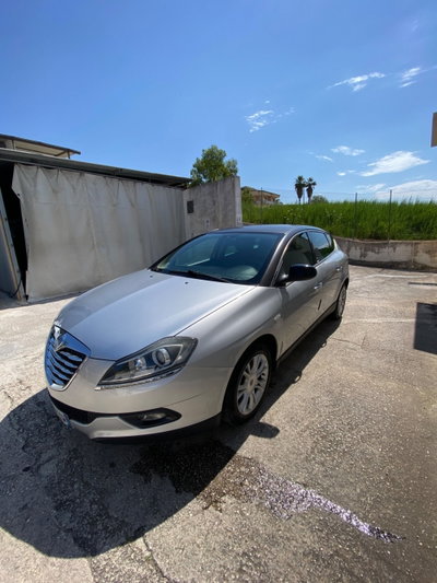 Lancia Delta 1.6 MJT DPF 105 CV Gold (2)