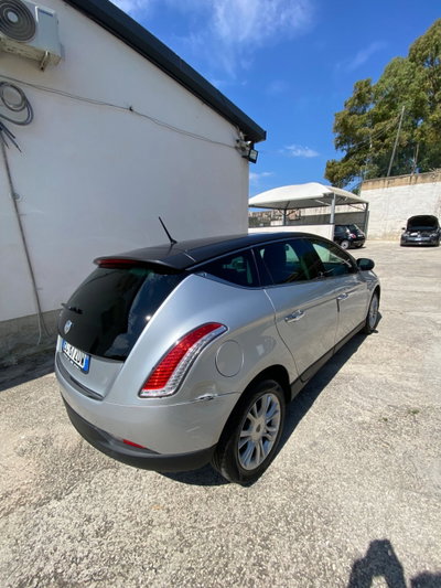 Lancia Delta 1.6 MJT DPF 105 CV Gold (6)