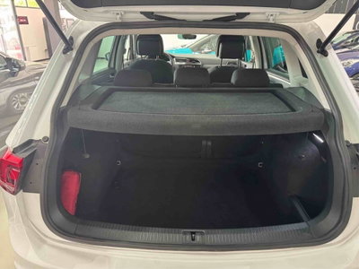 Volkswagen Tiguan 2.0 TDI 150 CV SCR DSG 4MOTION Elegance (13)
