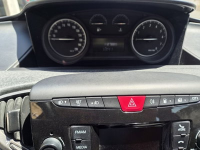 Lancia Ypsilon 1.2 69 CV 5 porte GPL Ecochic Elefantino (7)