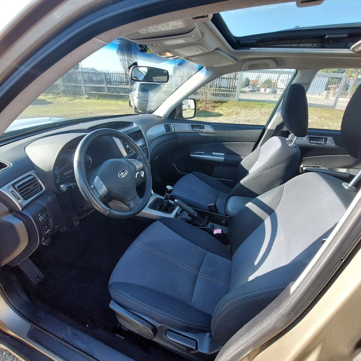 Subaru Forester 2.0D X BR (14)