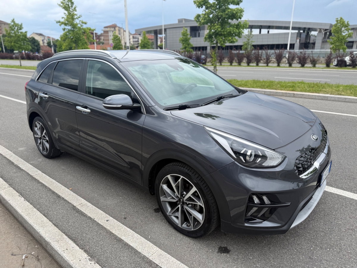 Kia Niro 1.6 GDi DCT HEV Urban (8)