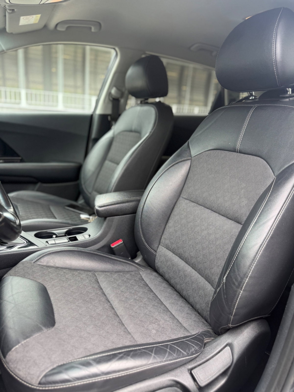 Kia Niro 1.6 GDi DCT HEV Urban (9)