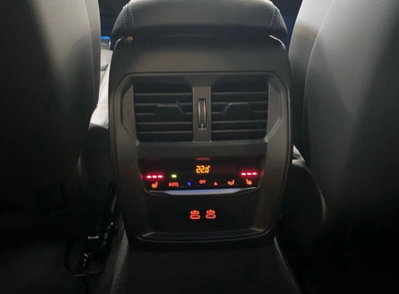 BMW i4 M60 xdrive (7)