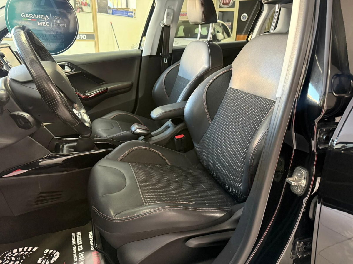 Peugeot 2008 BlueHDi 100 S&S GT Line (13)