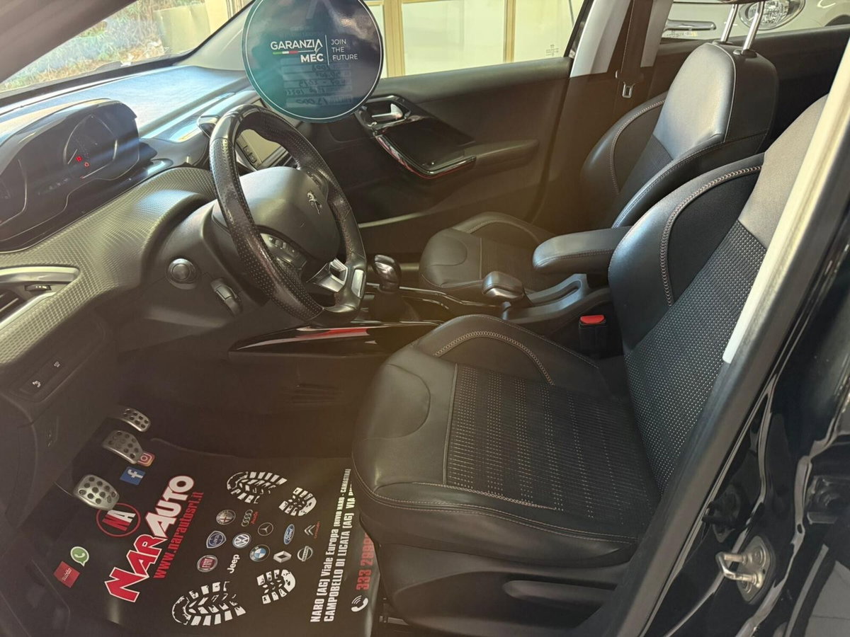 Peugeot 2008 BlueHDi 100 S&S GT Line (14)