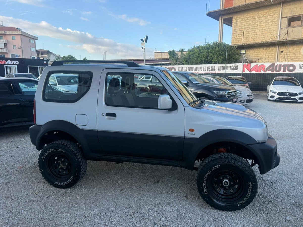 Suzuki Jimny 1.5 DDiS cat 4WD JLX Più (5)