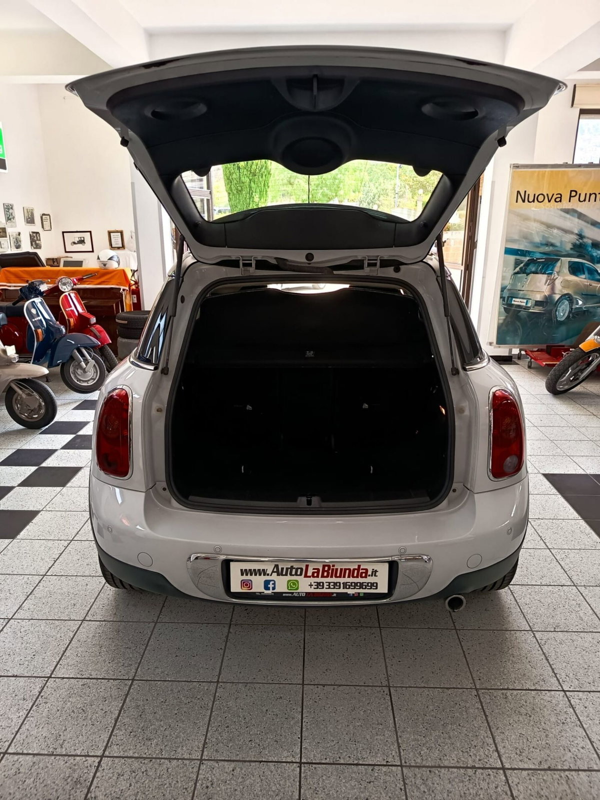 MINI Mini Countryman 1.6 Cooper D Countryman (12)