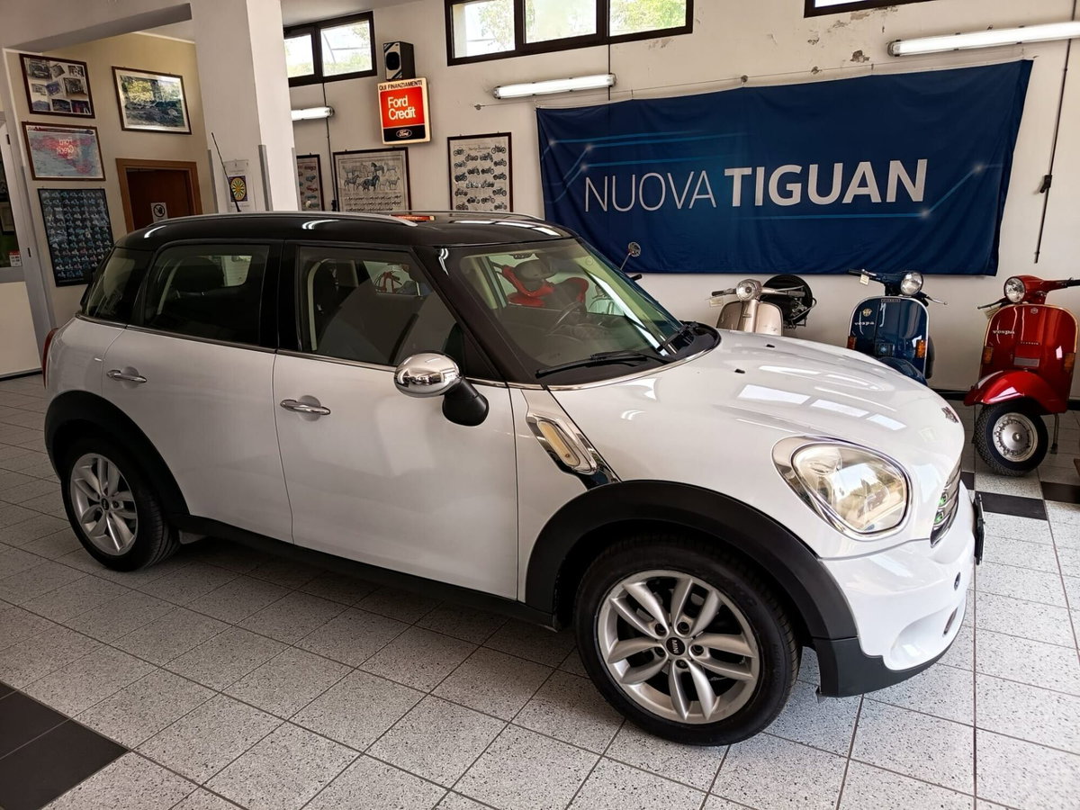 MINI Mini Countryman 1.6 Cooper D Countryman (2)