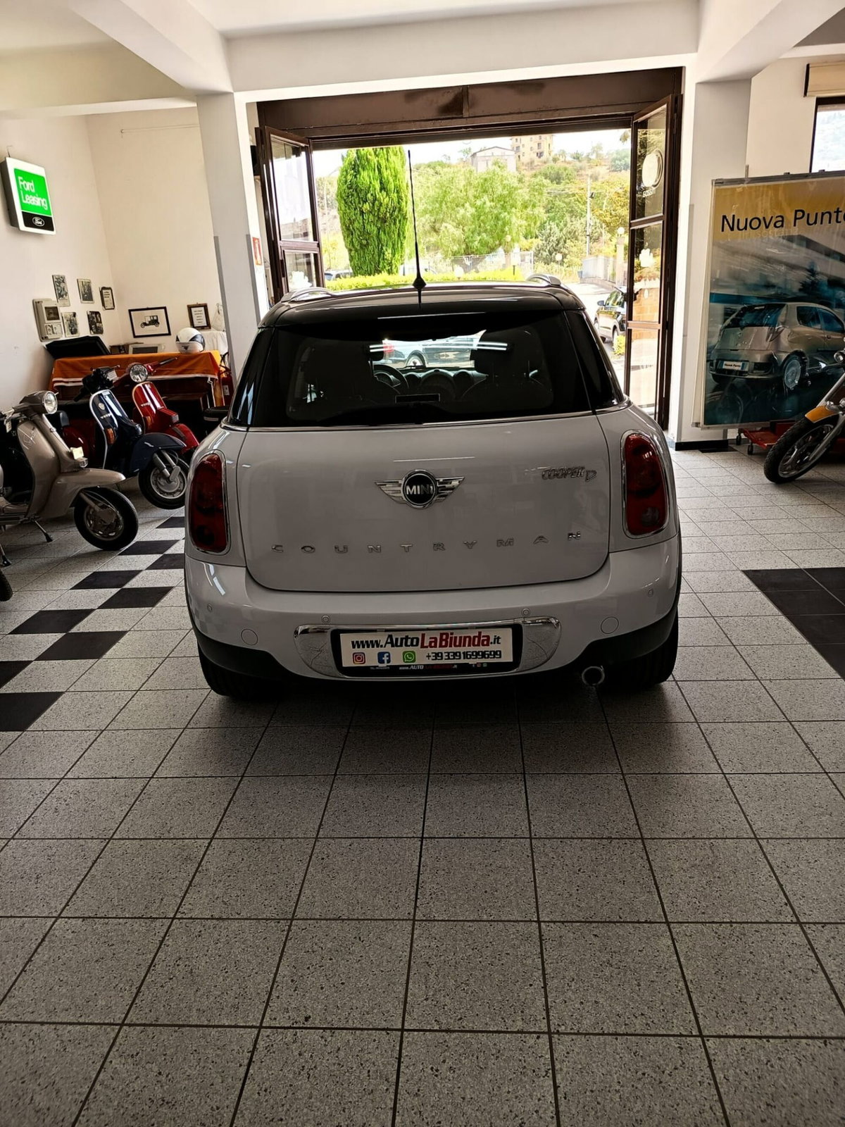 MINI Mini Countryman 1.6 Cooper D Countryman (4)