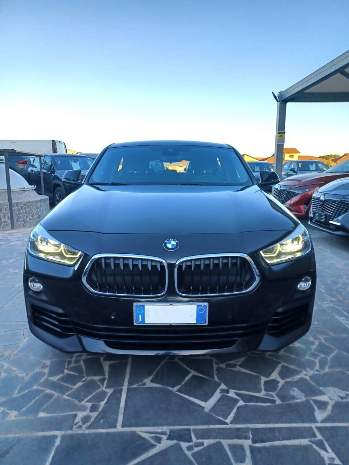 BMW X2 sDrive18d Business-X (2)