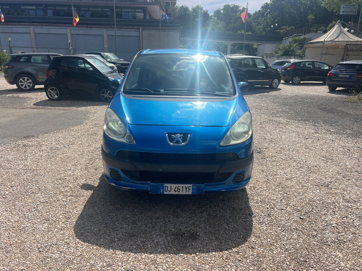 Peugeot 1007 1.4 Trendy