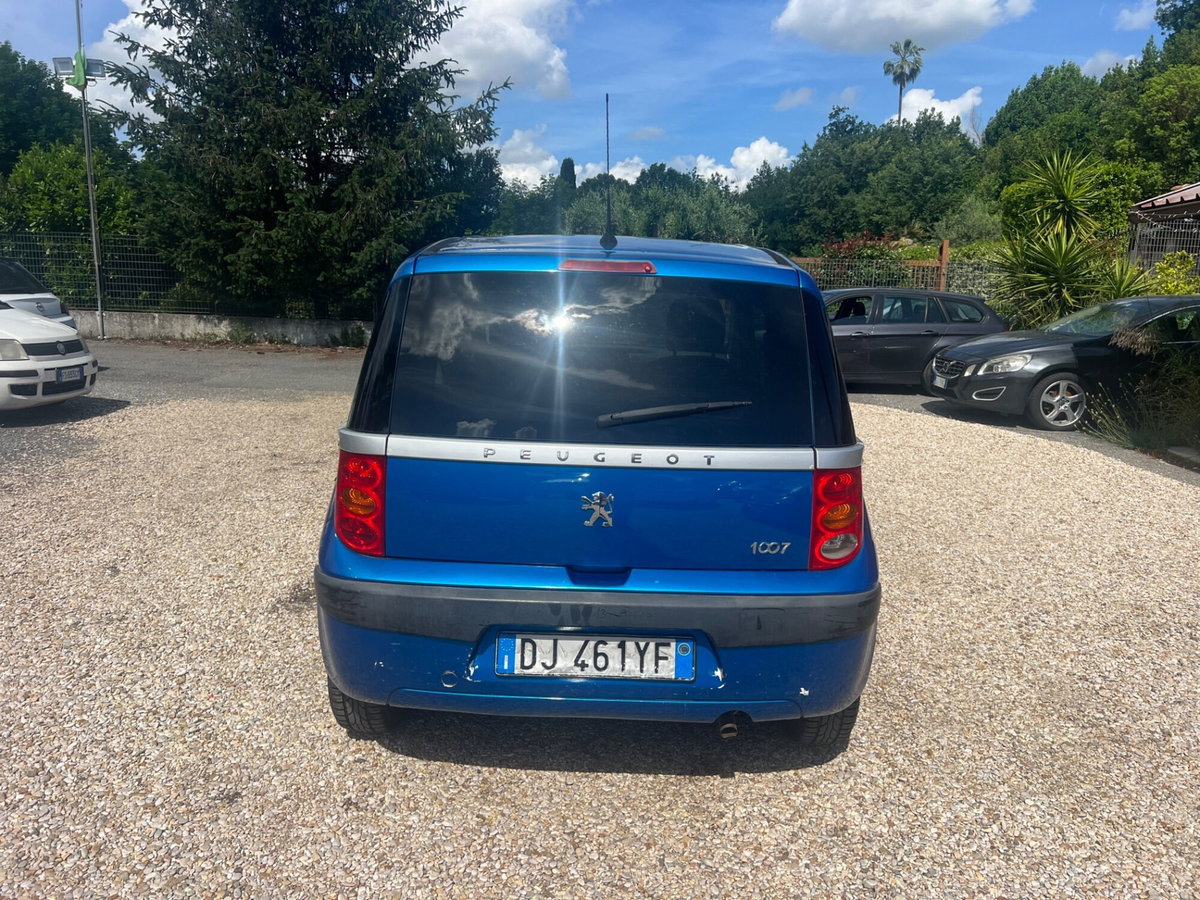 Peugeot 1007 1.4 Trendy (4)