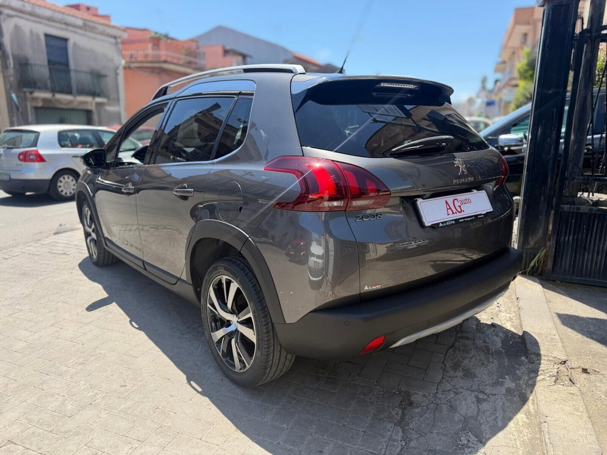 Peugeot 2008 100 S&S Allure (7)