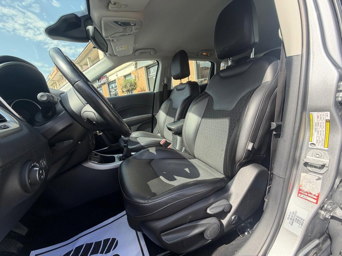 Jeep Compass 1.6 Multijet II 2WD Business (14)