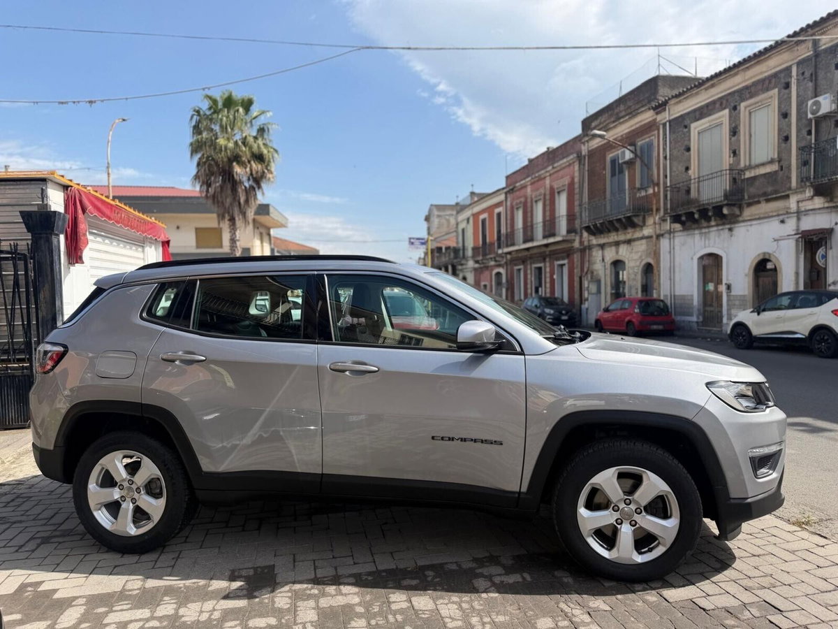 Jeep Compass 1.6 Multijet II 2WD Business (6)