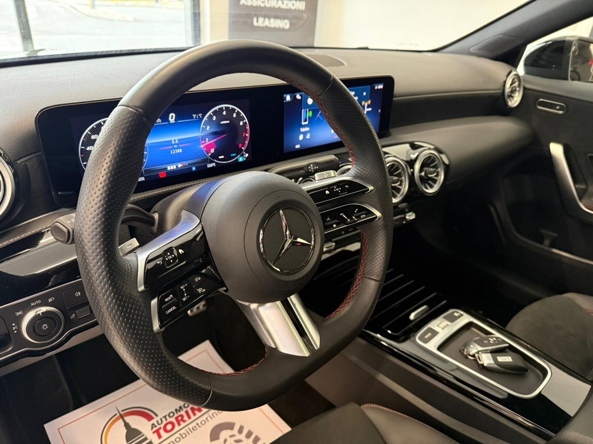 Mercedes-Benz Classe A 200 Automatic Premium (12)