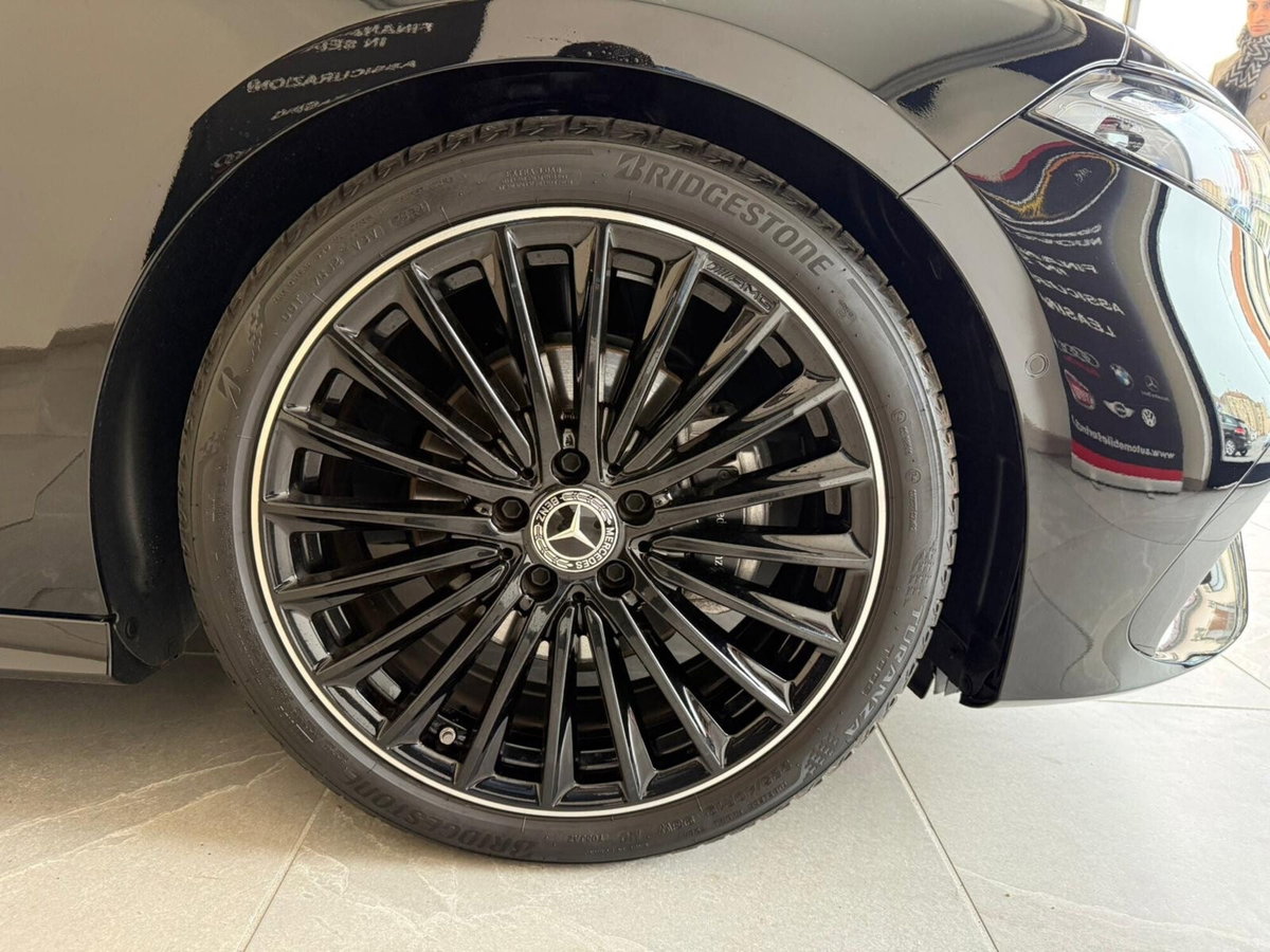 Mercedes-Benz Classe A 200 Automatic Premium (9)