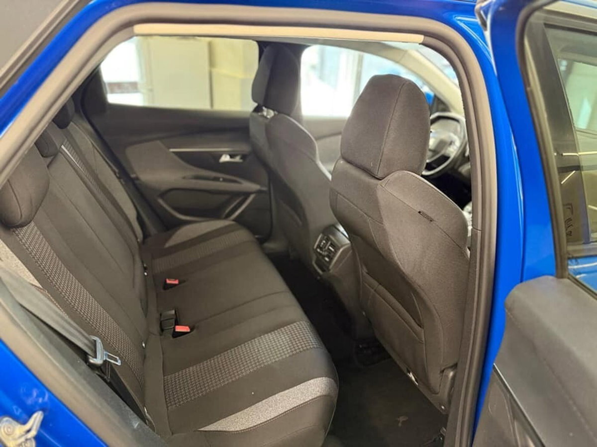 Peugeot 3008 BlueHDi 130 S&S Active (16)