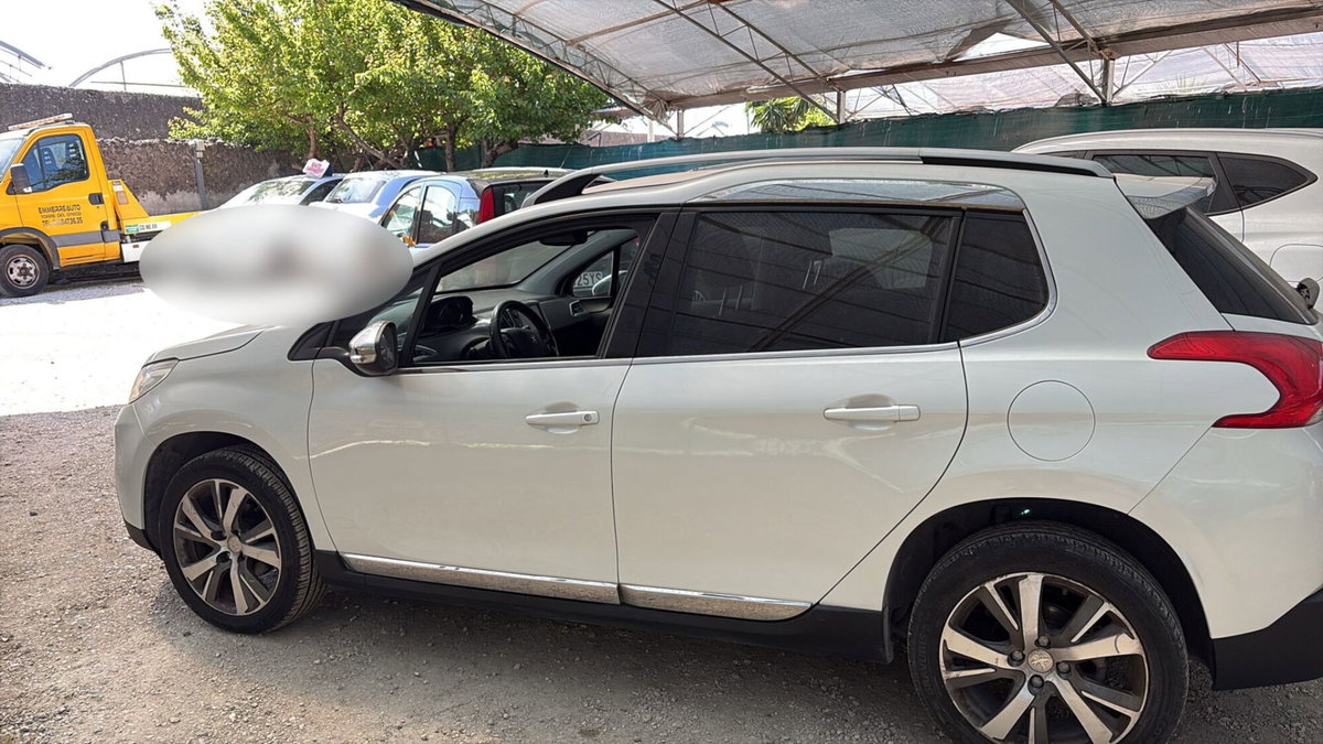 Peugeot 2008 100 S&S Allure (5)