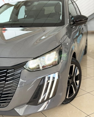 Peugeot 208 PureTech 100 Stop&Start 5 porte Allure (2)