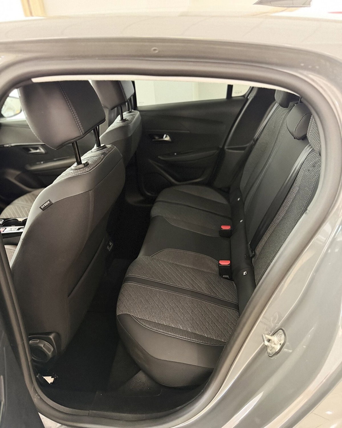 Peugeot 208 PureTech 100 Stop&Start 5 porte Allure (8)