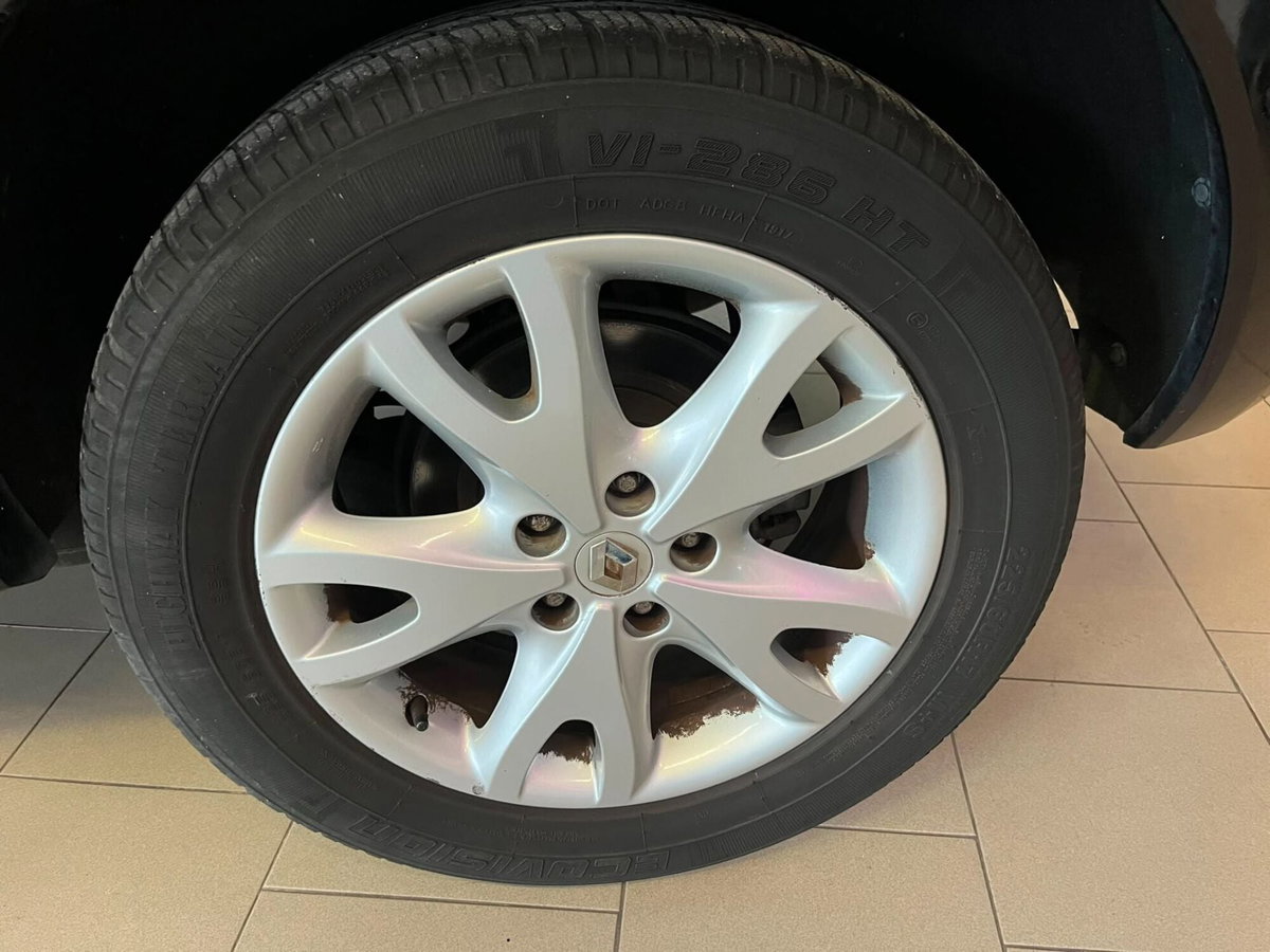 Renault Koleos 2.0 dCi 150CV 4X4 Dynamique (14)