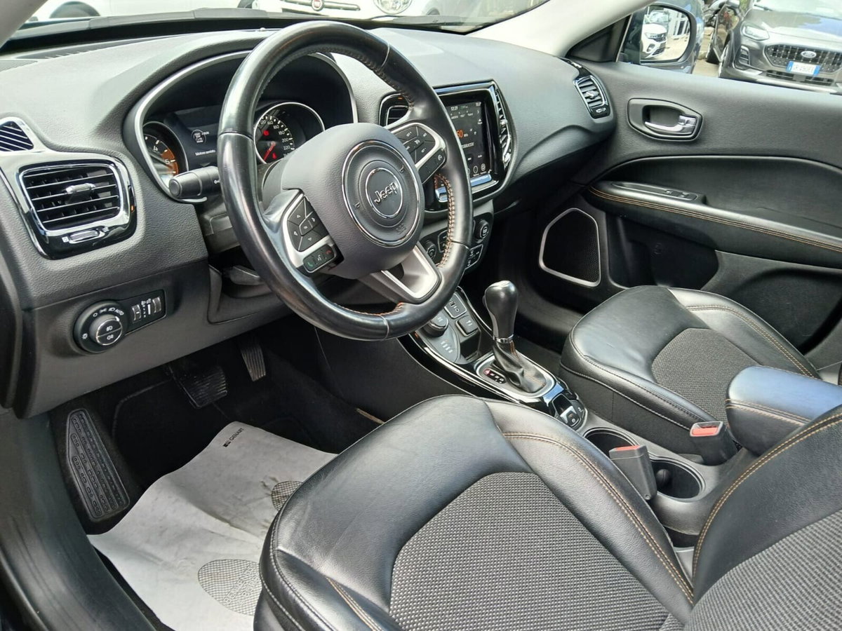Jeep Compass 2.0 Multijet II aut. 4WD Limited (6)