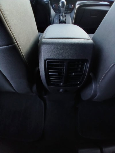 Ford Kuga 1.5 EcoBlue 120 CV aut. 2WD Titanium X (10)