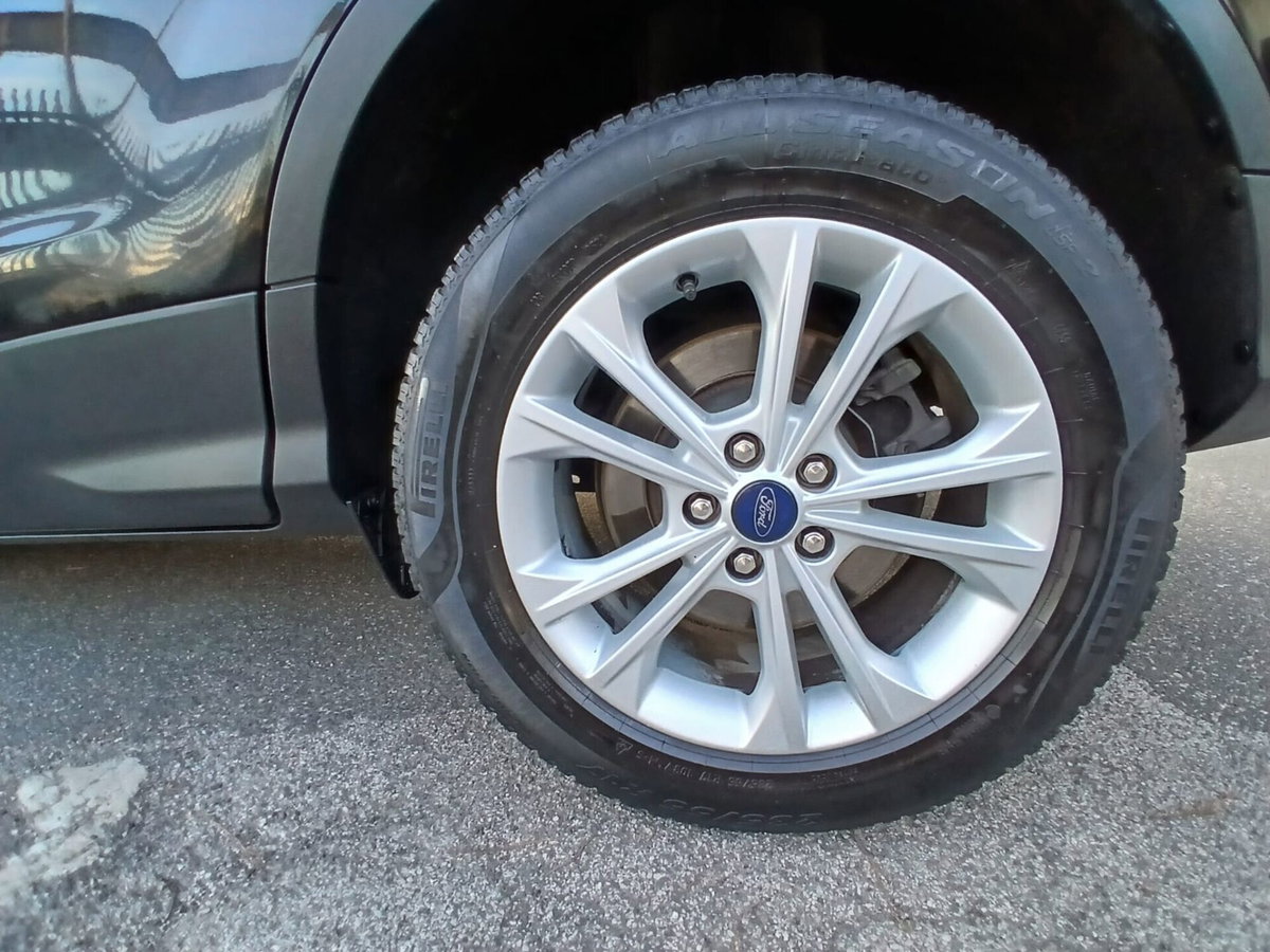 Ford Kuga 1.5 EcoBlue 120 CV aut. 2WD Titanium X (13)