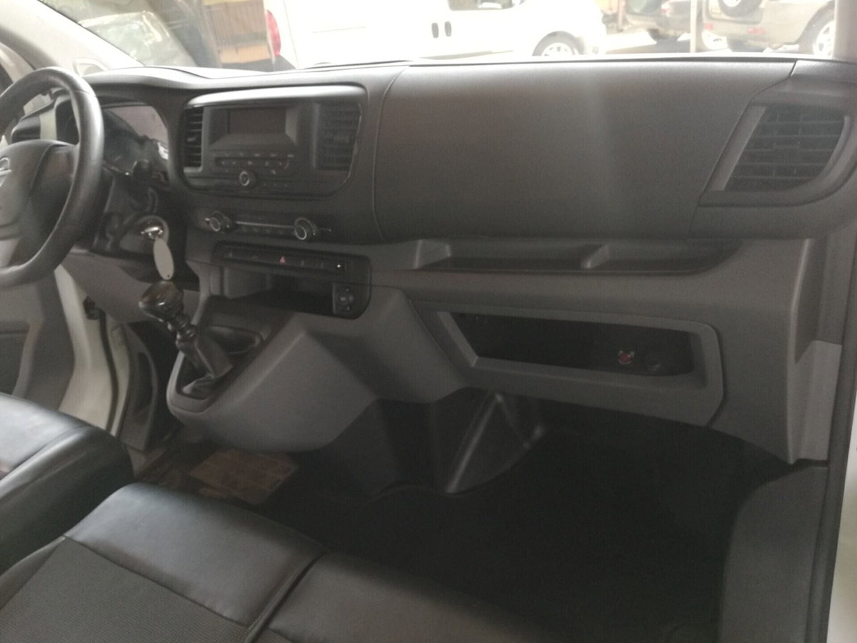 Opel Vivaro Furgone 1.5 Diesel 100CV S&S PC-TN S Furgone Essentia (10)
