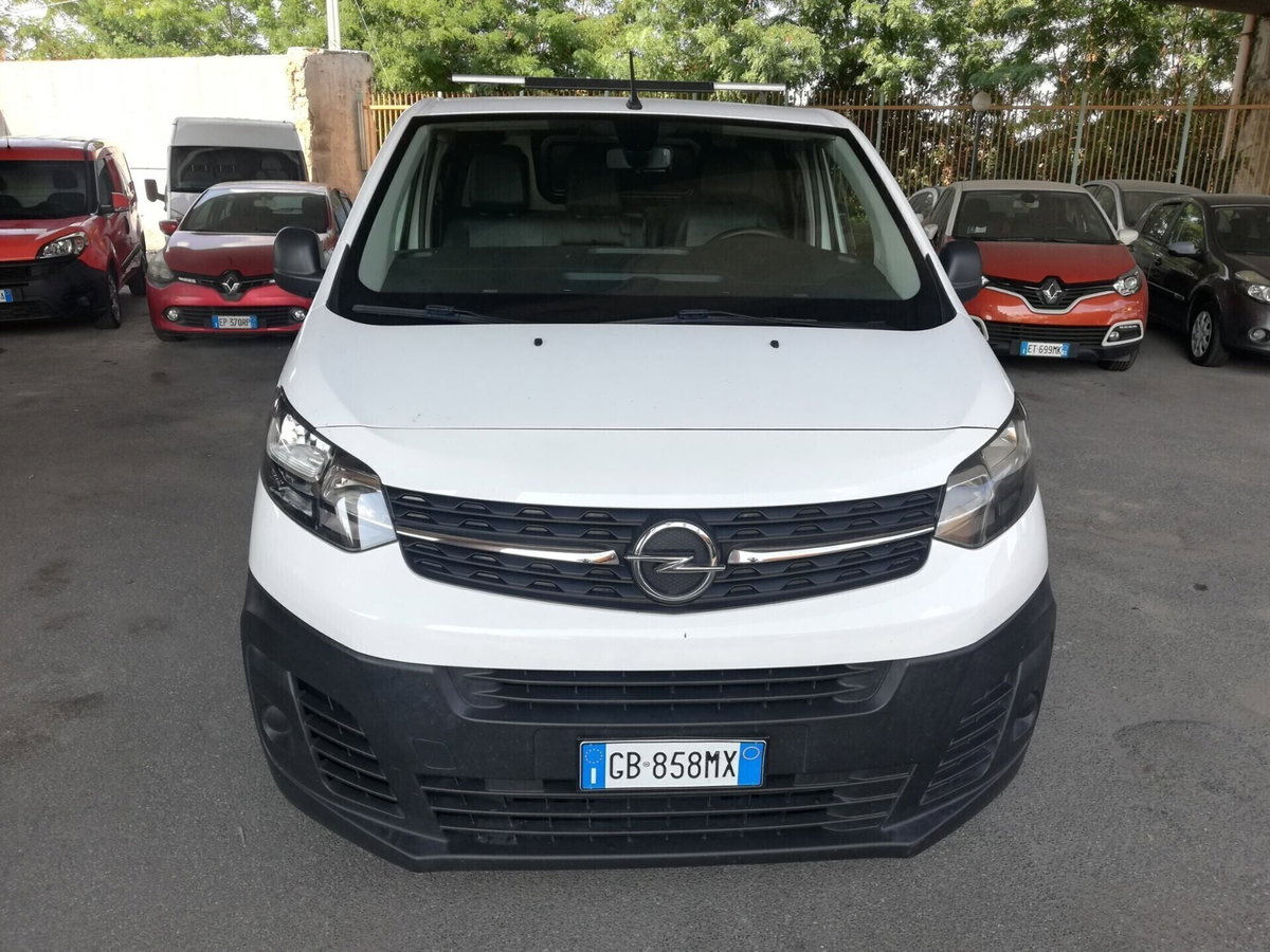 Opel Vivaro Furgone 1.5 Diesel 100CV S&S PC-TN S Furgone Essentia (2)