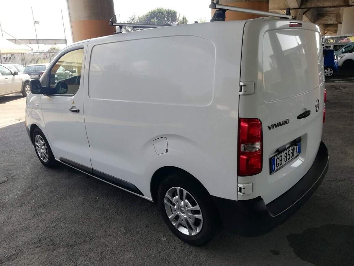 Opel Vivaro Furgone 1.5 Diesel 100CV S&S PC-TN S Furgone Essentia (4)