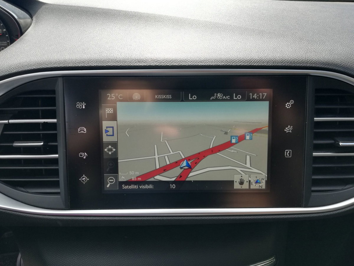 Peugeot 308 BlueHDi 120 S&S Allure (12)