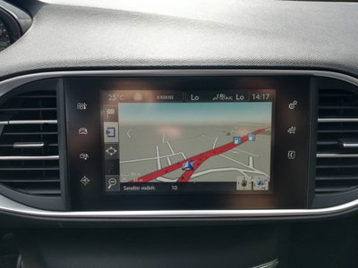 Peugeot 308 BlueHDi 120 S&S Allure (12)