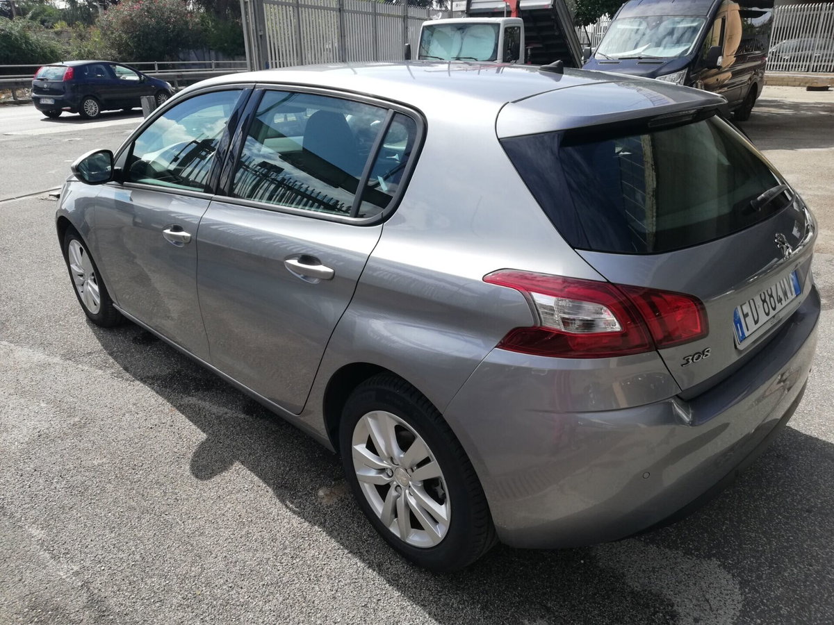 Peugeot 308 BlueHDi 120 S&S Allure (4)