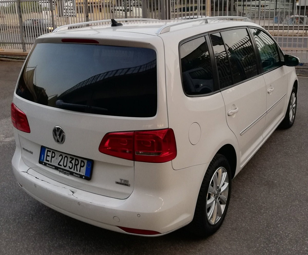 Volkswagen Touran 1.4 TSI DSG Highline EcoFuel (6)