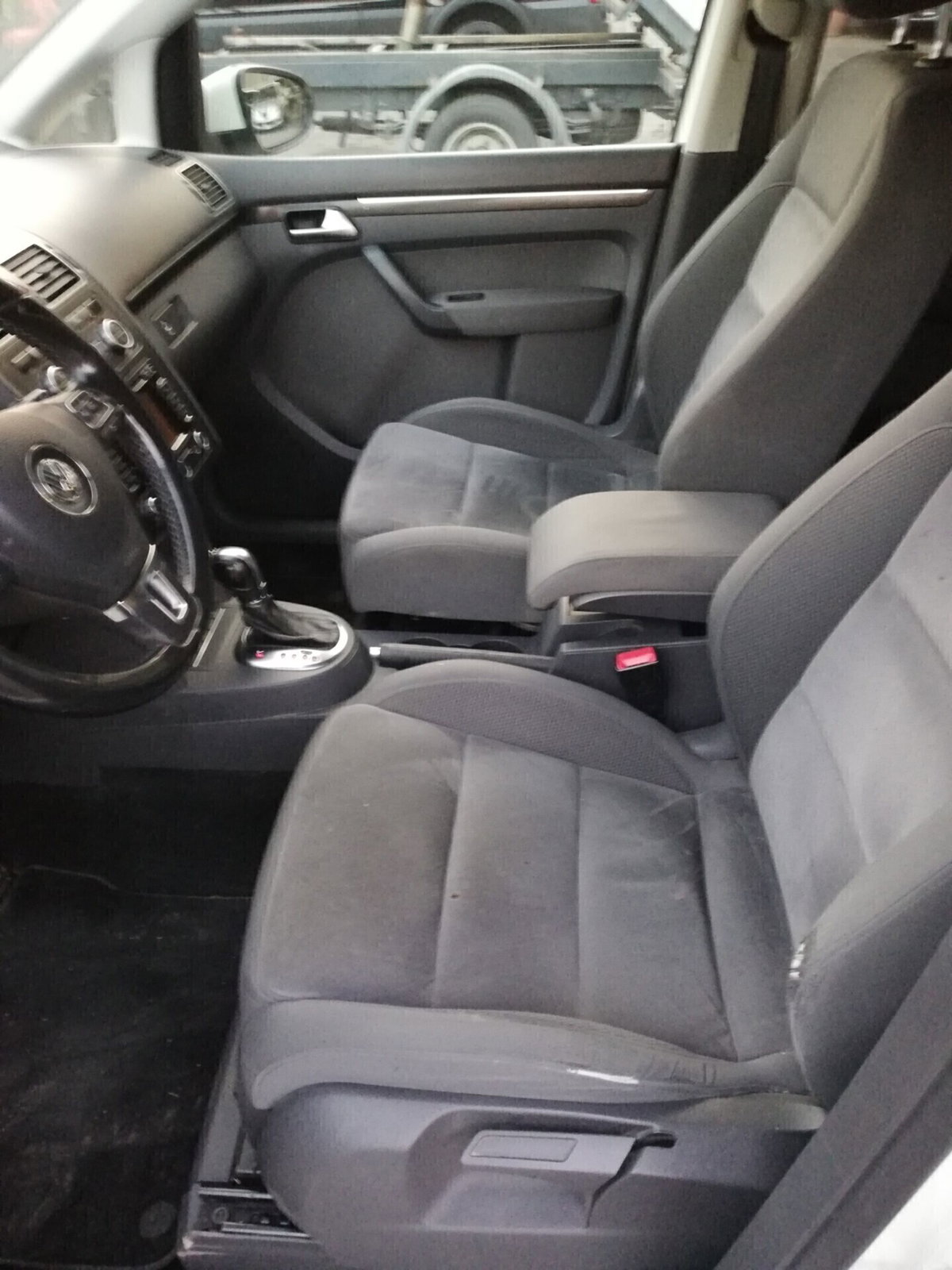 Volkswagen Touran 1.4 TSI DSG Highline EcoFuel (7)