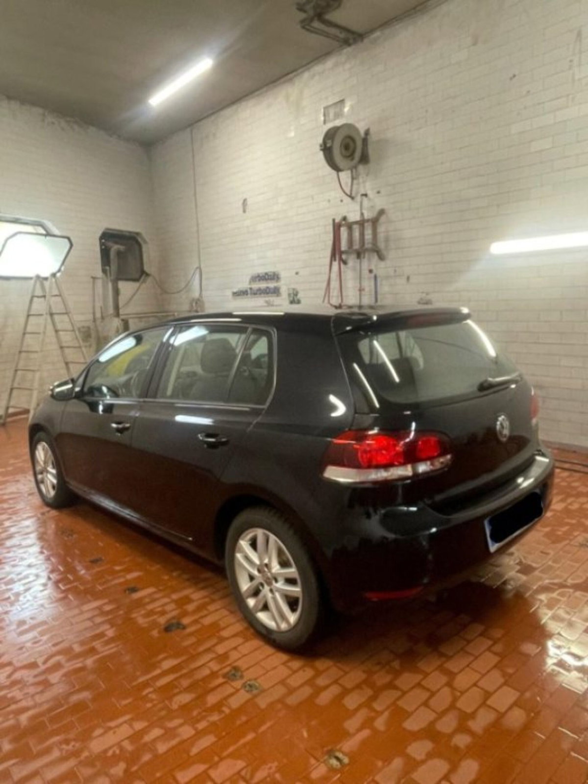 Volkswagen Golf 1.6 TDI DPF 5p. Highline (14)
