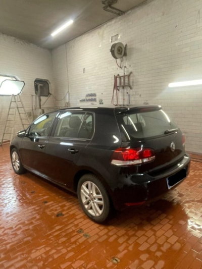 Volkswagen Golf 1.6 TDI DPF 5p. Highline (14)
