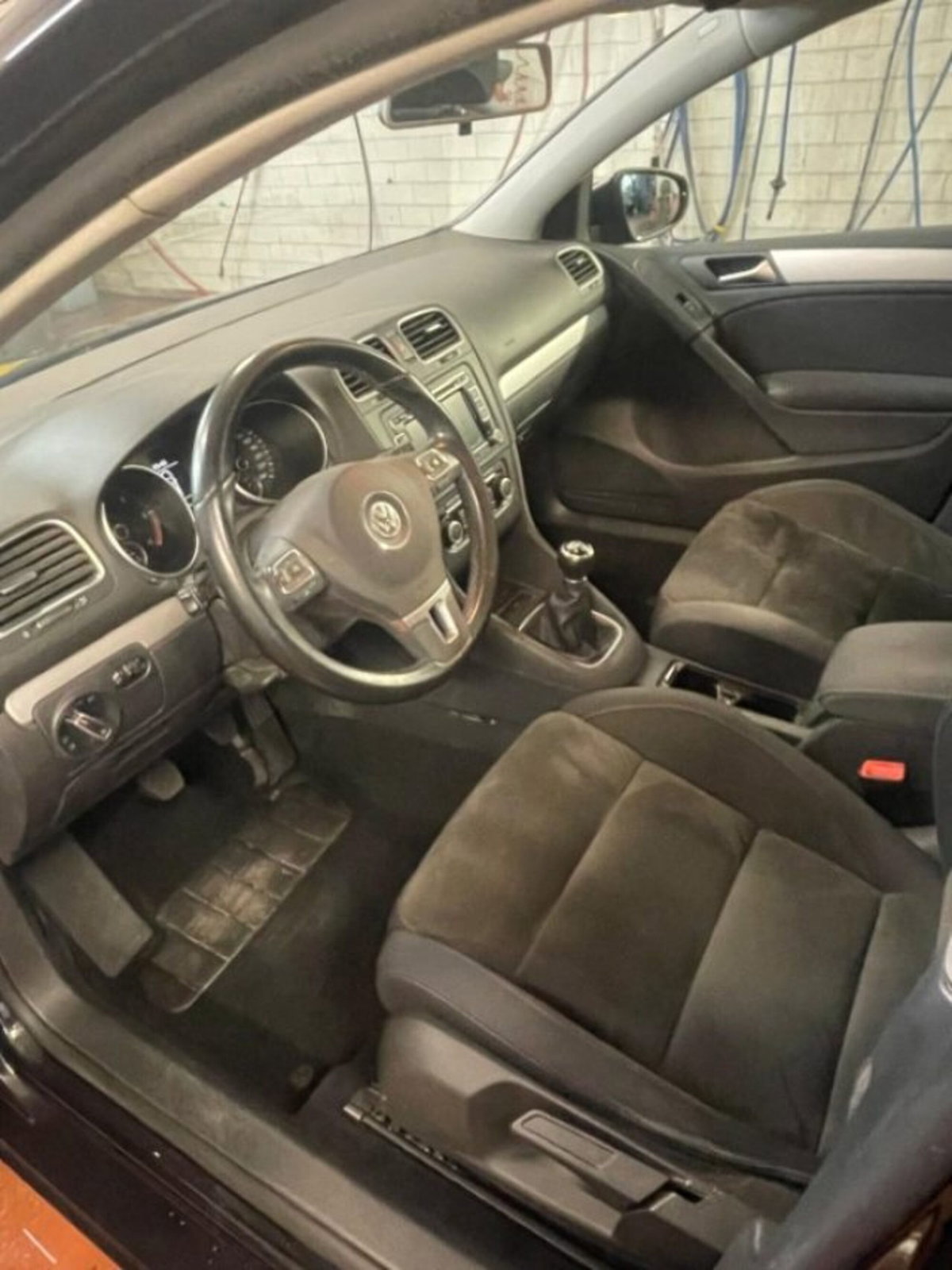 Volkswagen Golf 1.6 TDI DPF 5p. Highline (6)