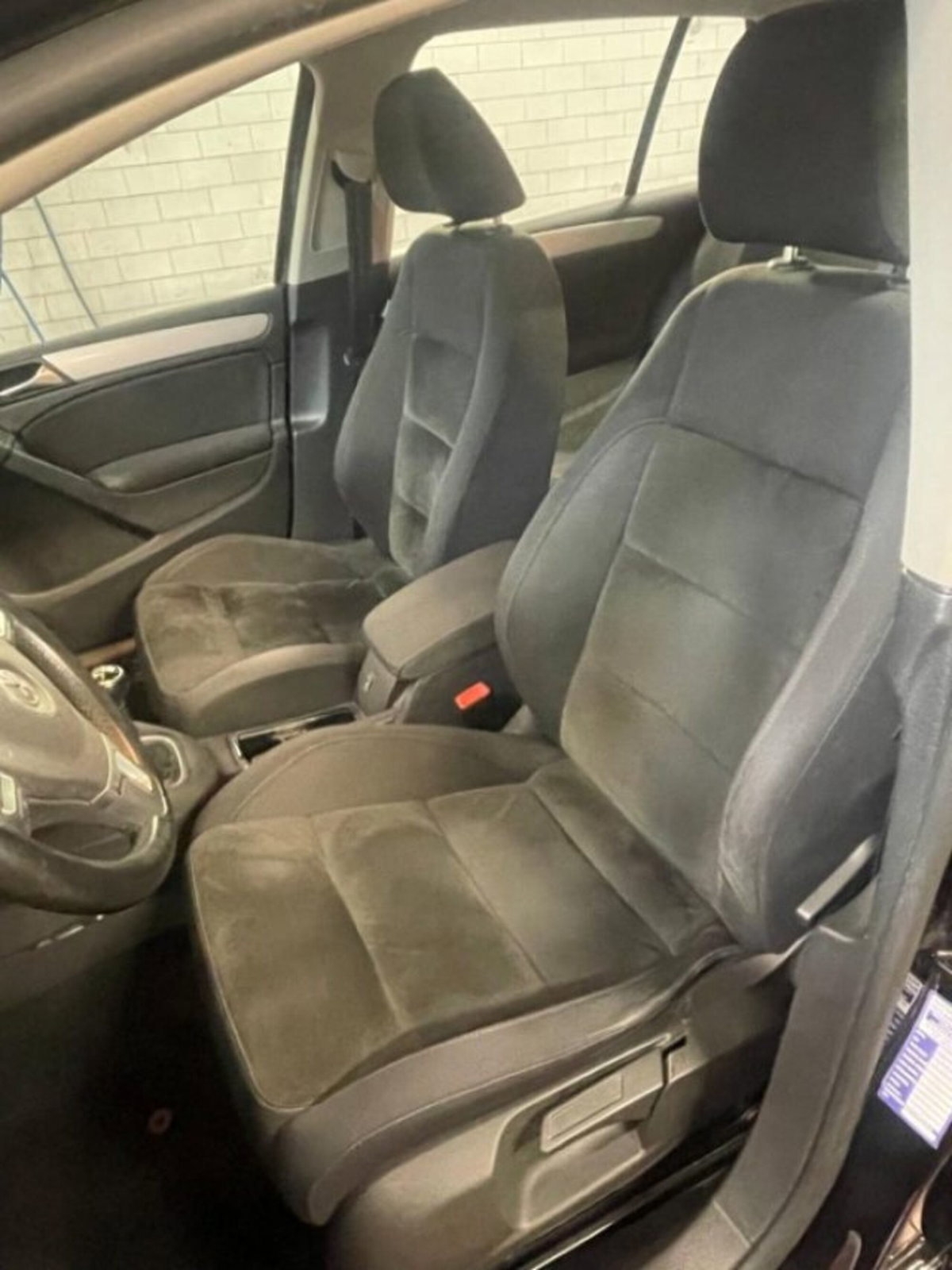Volkswagen Golf 1.6 TDI DPF 5p. Highline (7)