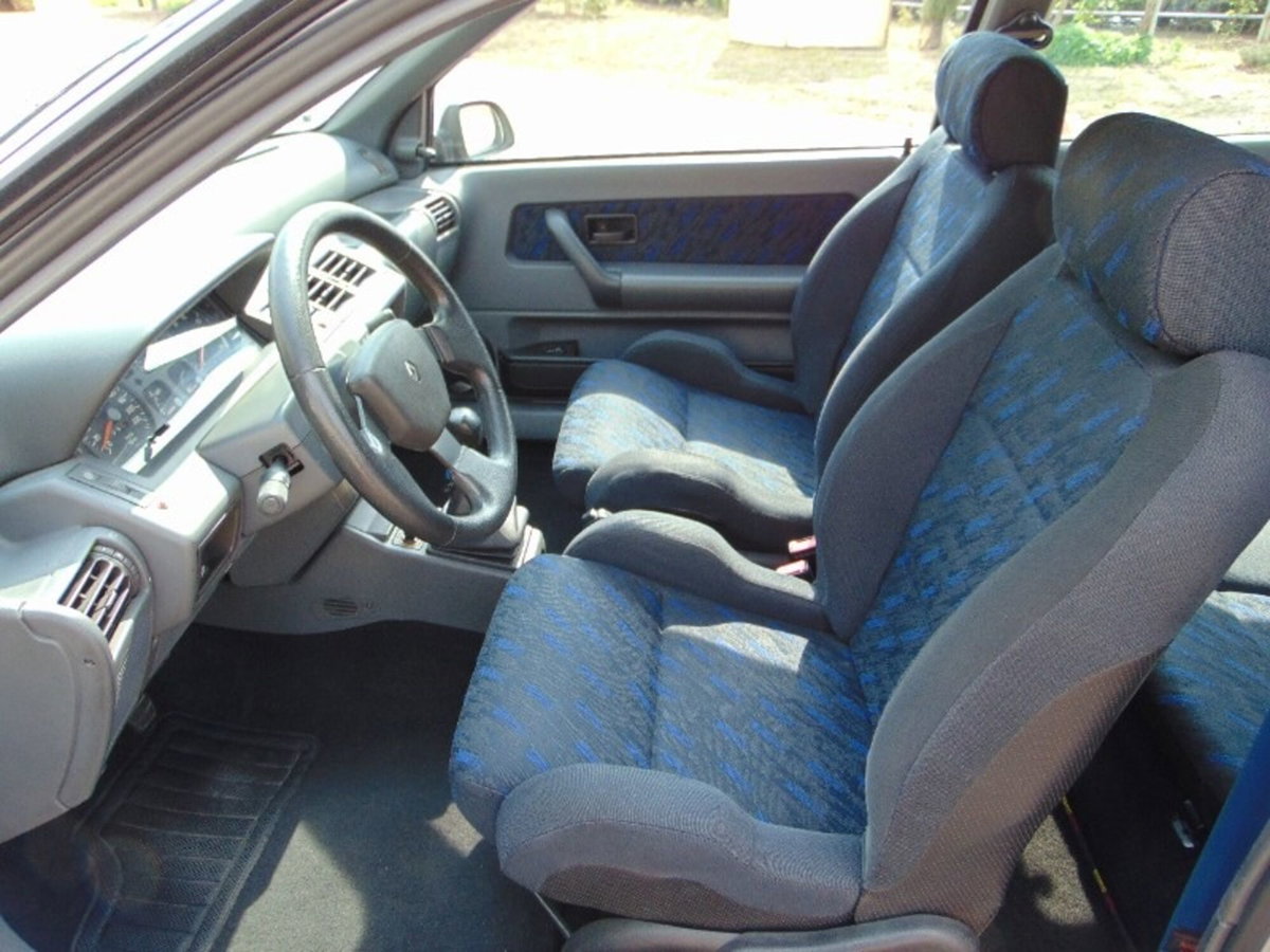 Renault Clio cat 3 porte RSi (10)
