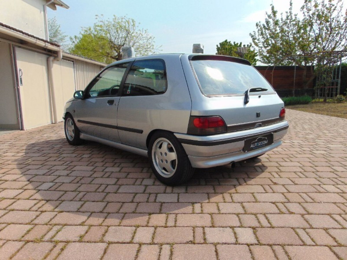 Renault Clio cat 3 porte RSi (7)