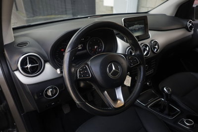Mercedes-Benz Classe B 180 CDI Sport (14)