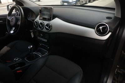 Mercedes-Benz Classe B 180 CDI Sport (8)