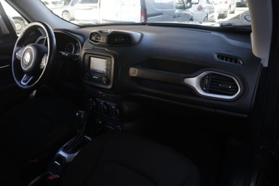 Jeep Renegade 2.0 Mjt 140CV 4WD Active Drive Limited (9)