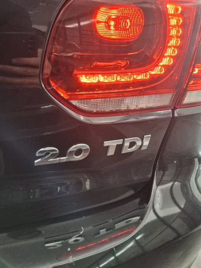 Volkswagen Golf 2.0 TDI 140CV DPF DSG 5p. Highline (7)