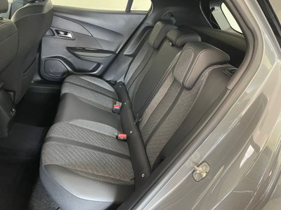 Peugeot 2008 PureTech 130 S&S EAT8 Allure Pack (11)