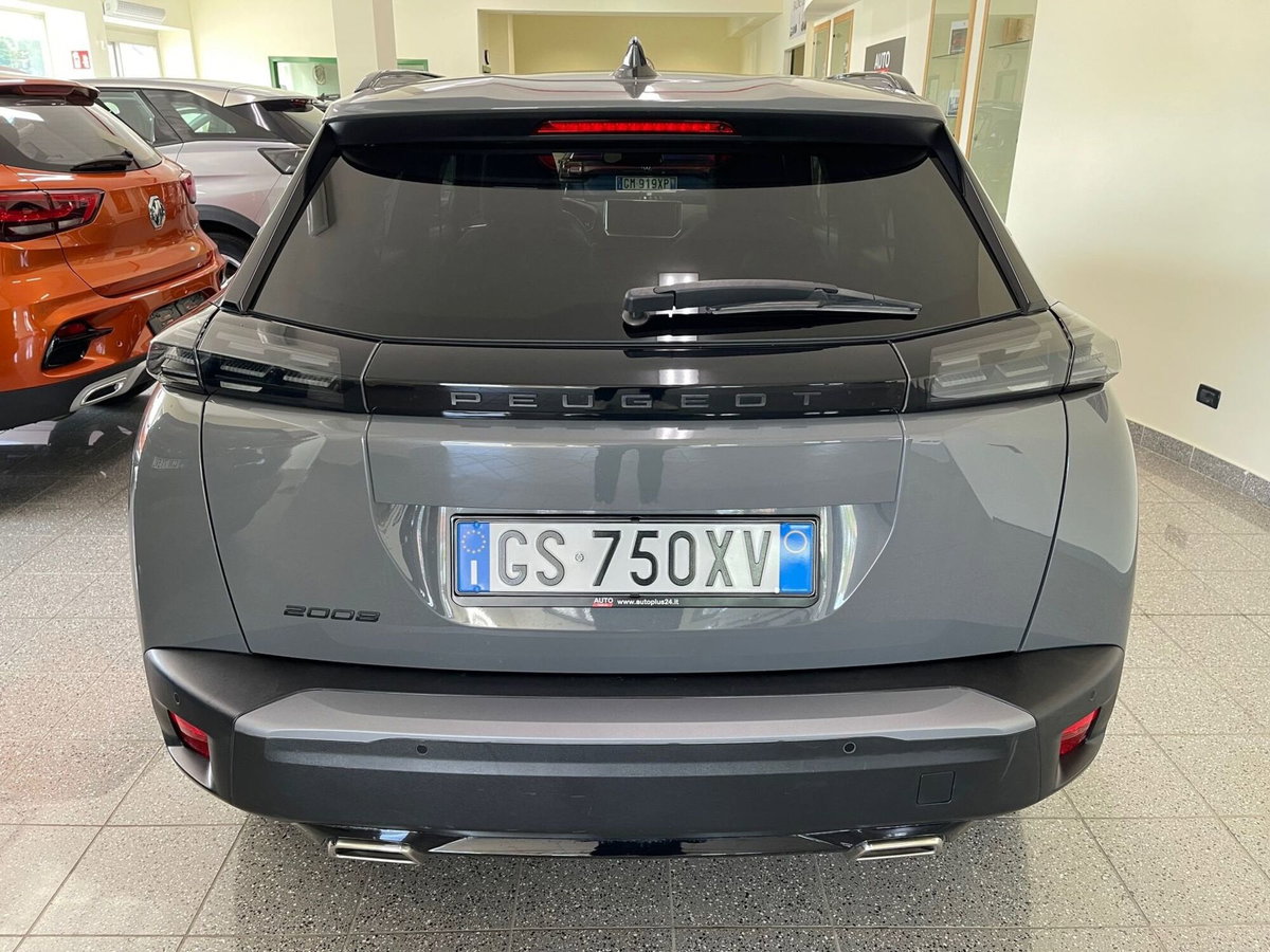 Peugeot 2008 PureTech 130 S&S EAT8 Allure Pack (6)